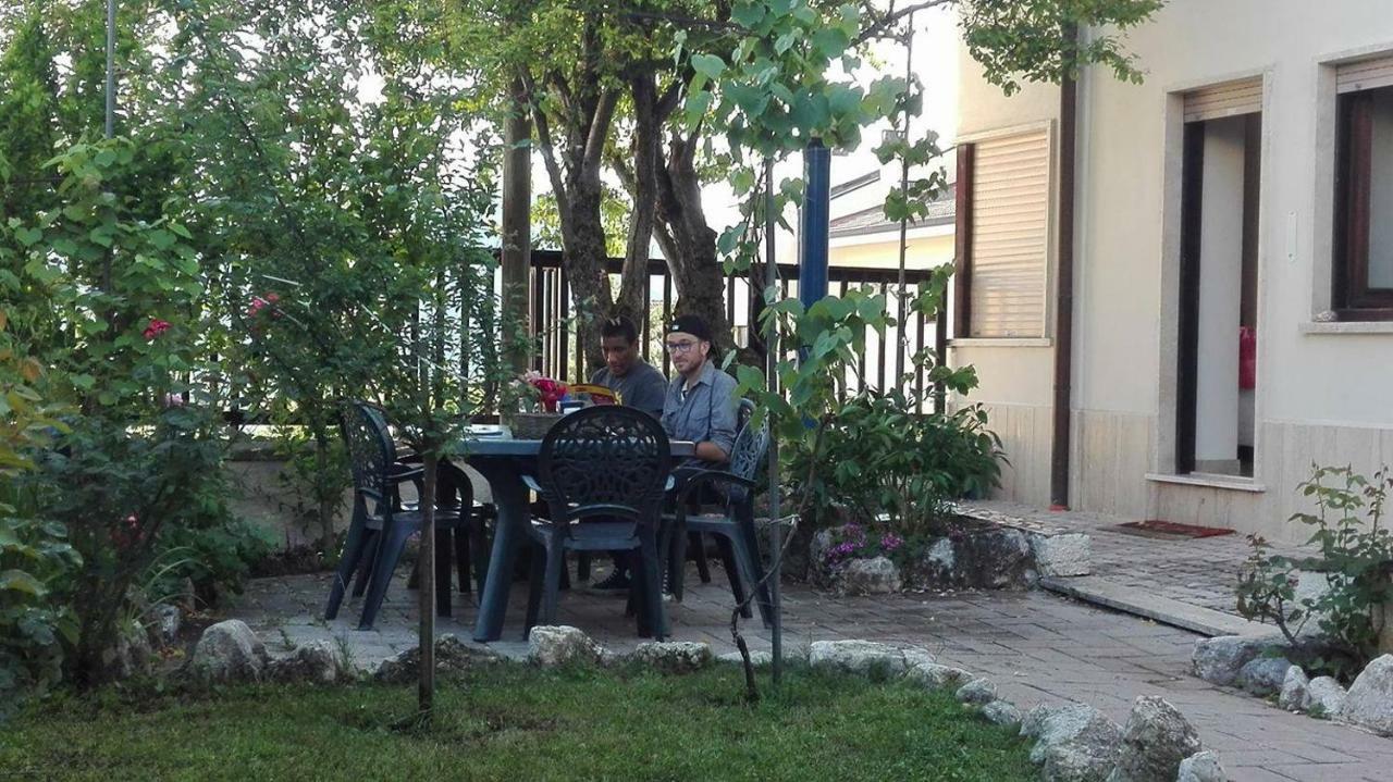Bed & Breakfast Da Charlie L'Aquila Bagian luar foto