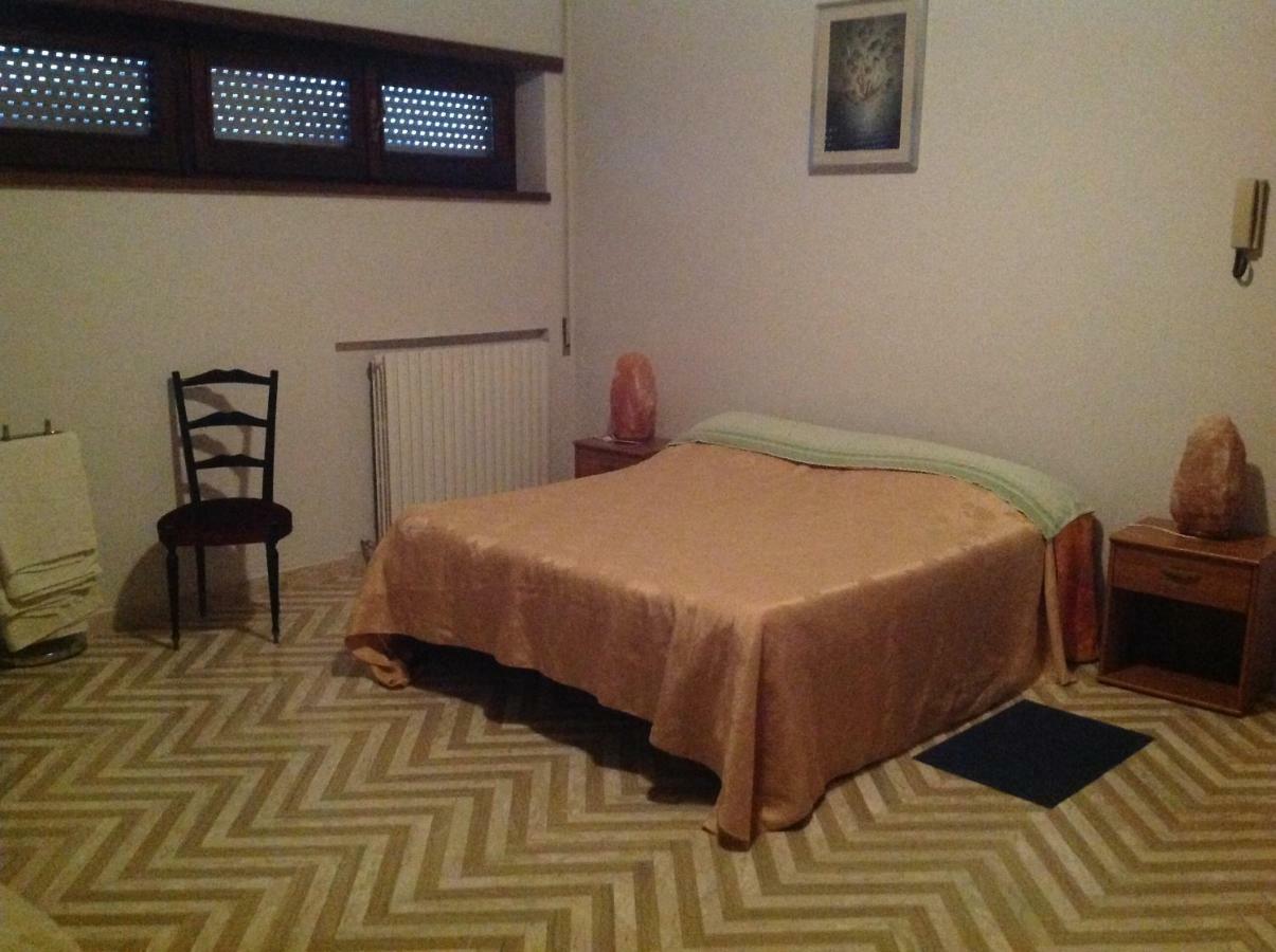 Bed & Breakfast Da Charlie L'Aquila Bagian luar foto